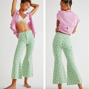RARE Free People We the Free  Youthquake Printed Crop Flare Jeans Raw Hem